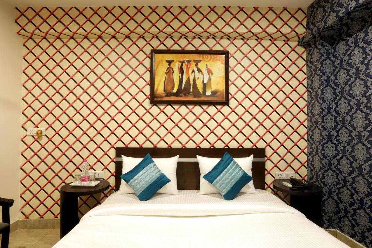 Hotel Green Plaza At Airport New Delhi Eksteriør billede