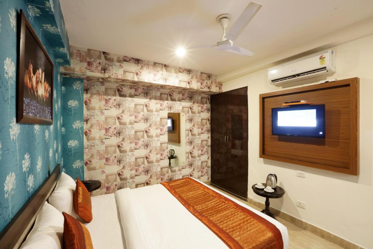 Hotel Green Plaza At Airport New Delhi Eksteriør billede