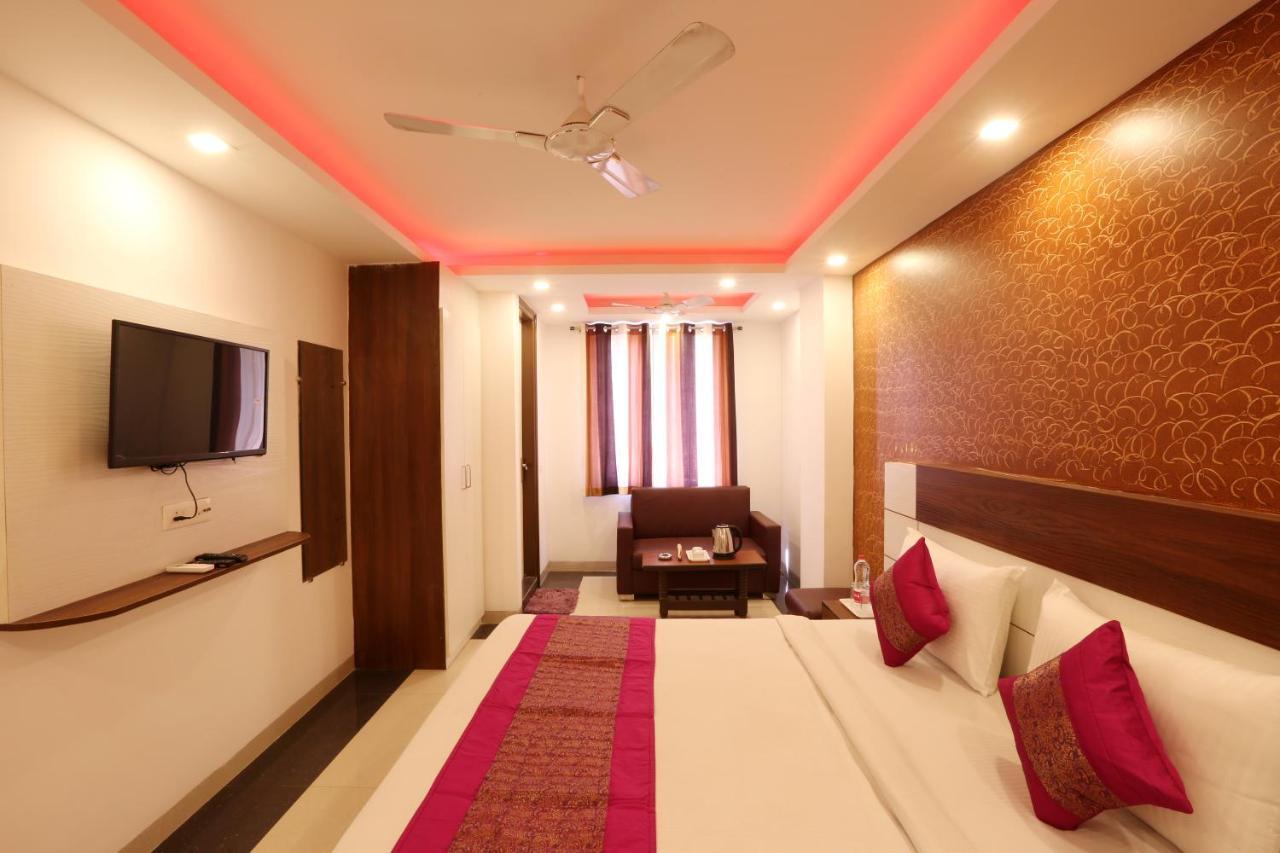 Hotel Green Plaza At Airport New Delhi Eksteriør billede