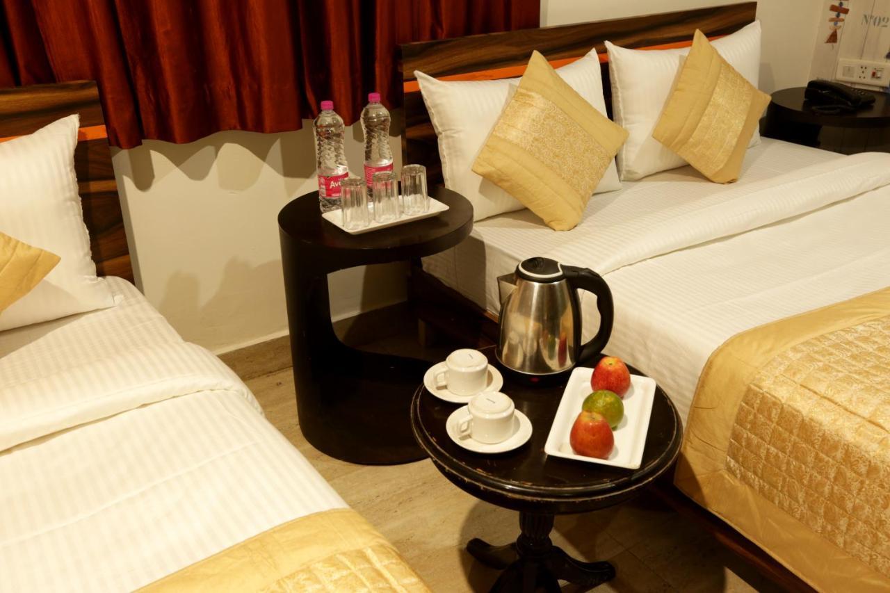Hotel Green Plaza At Airport New Delhi Eksteriør billede