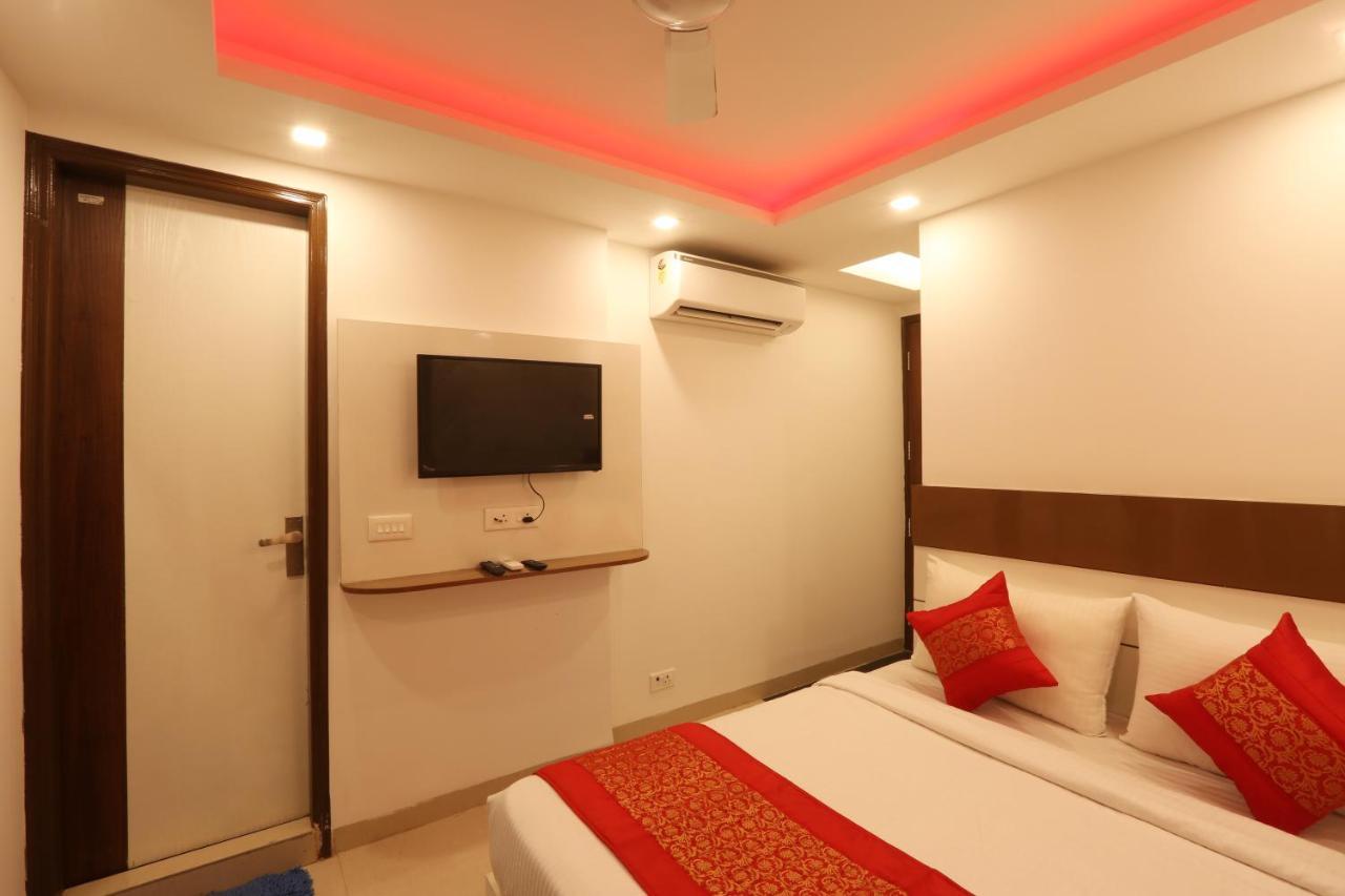 Hotel Green Plaza At Airport New Delhi Eksteriør billede