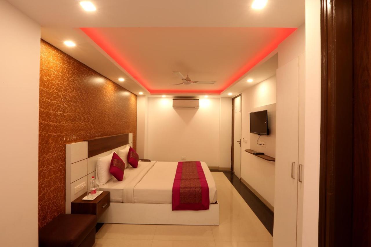 Hotel Green Plaza At Airport New Delhi Eksteriør billede
